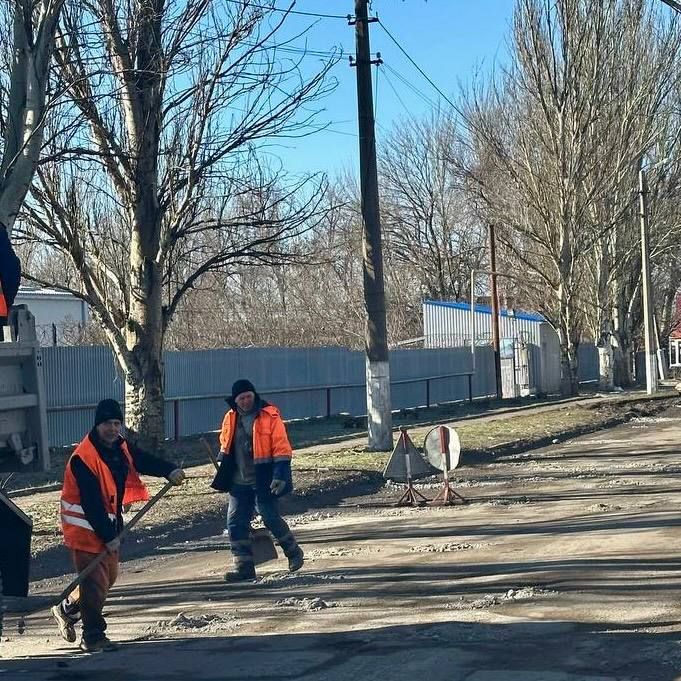 Михаил Меренков: Продолжаются работы по временному устранению ямочности по улице Александрова