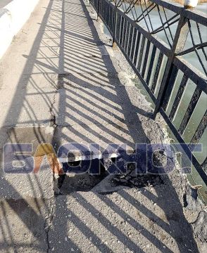 Мост на бульваре Шевченко начал рассыпаться