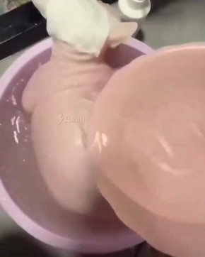 Не забываем, что перед приготовлением курицу нужно промыть и замариновать!