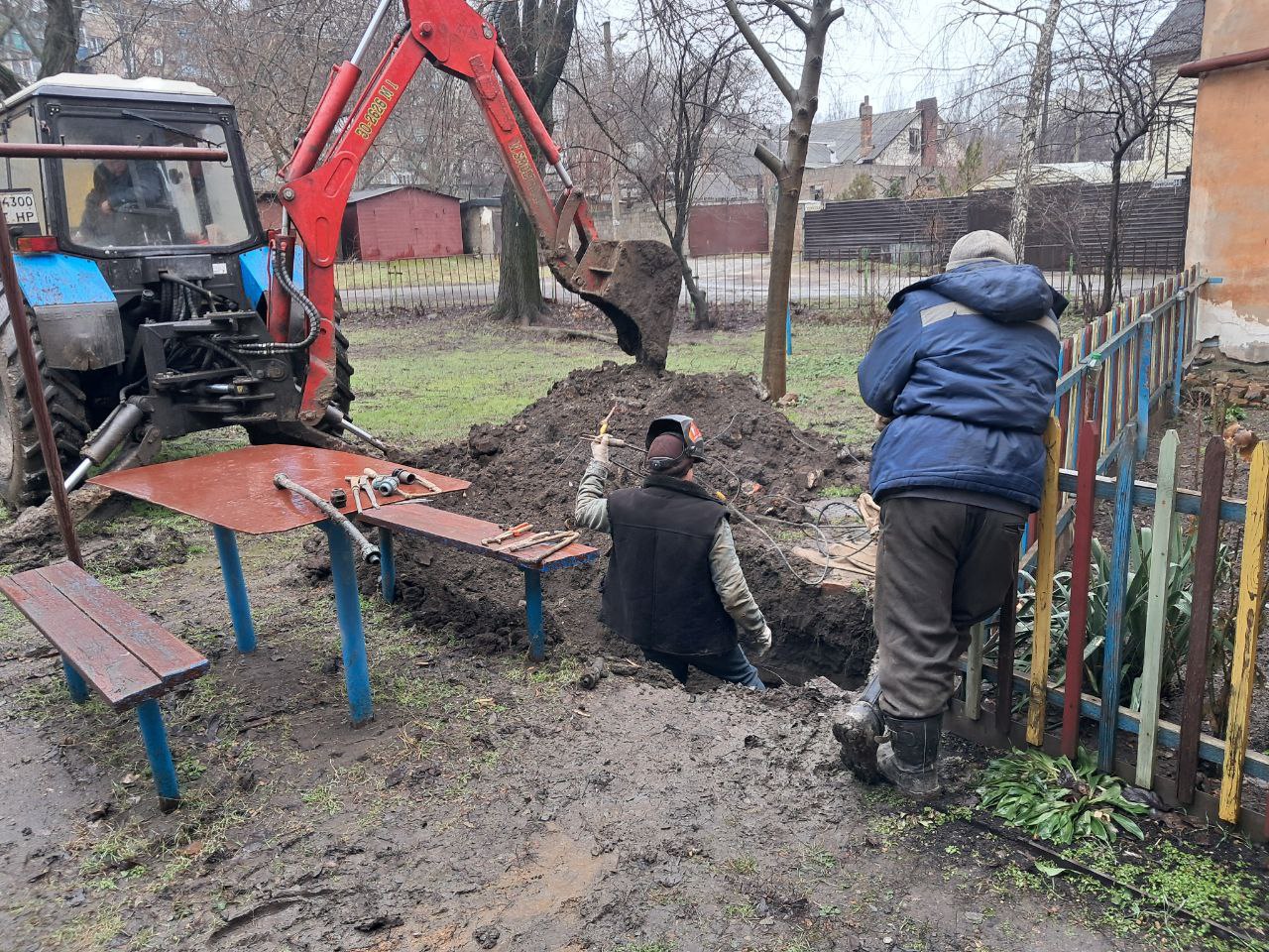 Долгожданная вода вернулась в дом на Тушинской, помогли людям единороссы