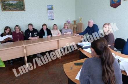 Сегодня в Петровском районе состоялась рабочая встреча заместителя главы администрации с сотрудниками Клиентской службы (на правах отдела) в Петровском районе г. Донецка отделение Фонда пенсионного и социального страхования...