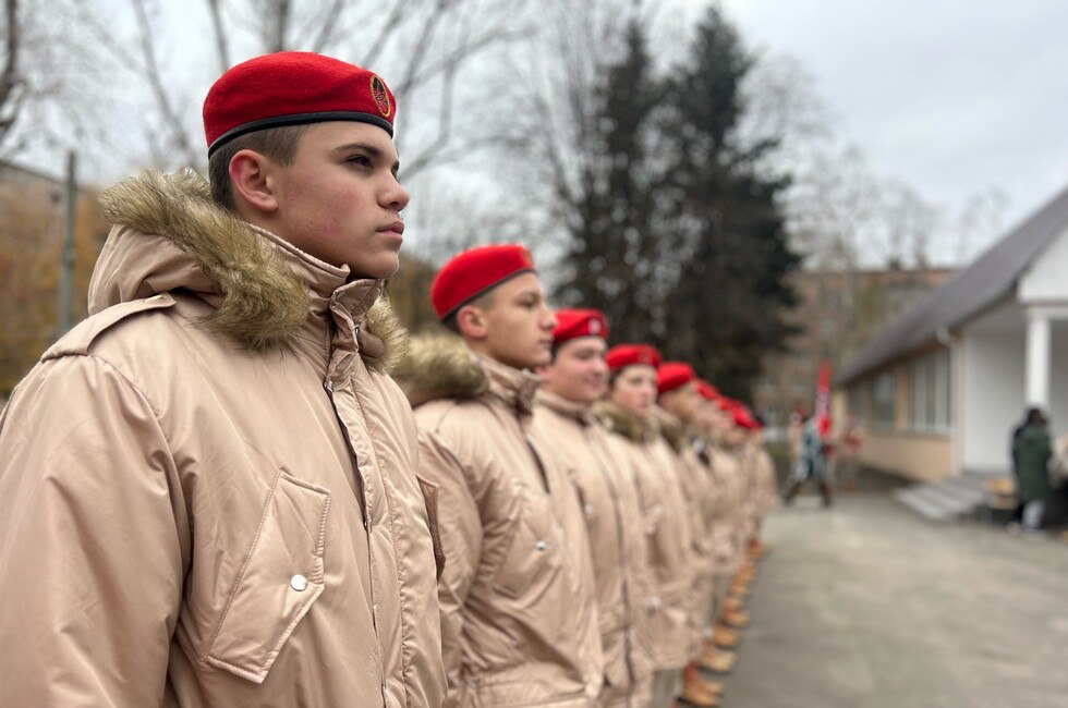 Юнармейцы ДНР по случаю 8 марта передадут гумпомощь женщинам-военнослужащим
