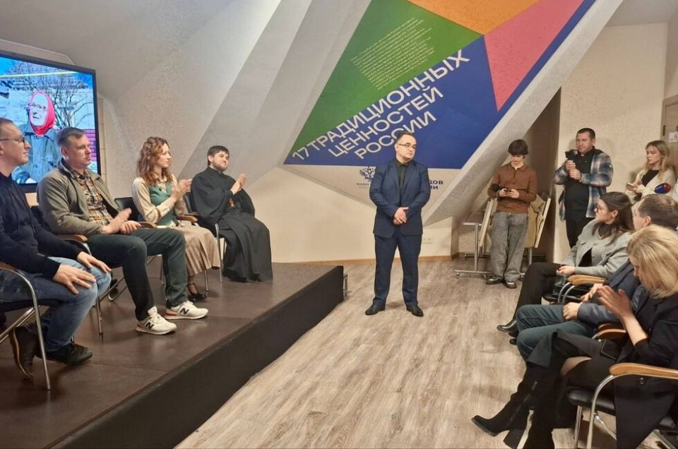 Документальный фильм о Свято-Успенском монастыре представили в Донецке