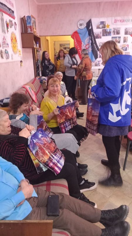 4 марта 2026 г. в МО ГОО активных инвалидов «Донецкие Зори» состоялось праздничное мероприятие «Наши мамы — лучше всех!»