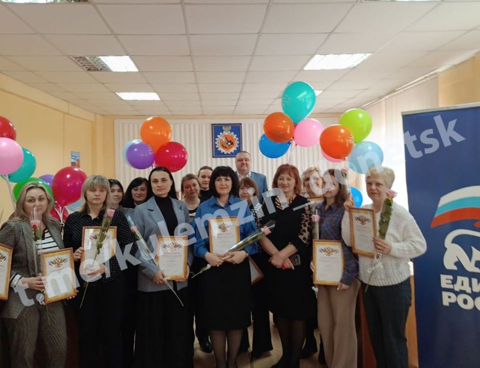 В Донецке стартовали праздничные мероприятия, посвященные Международному женскому дню