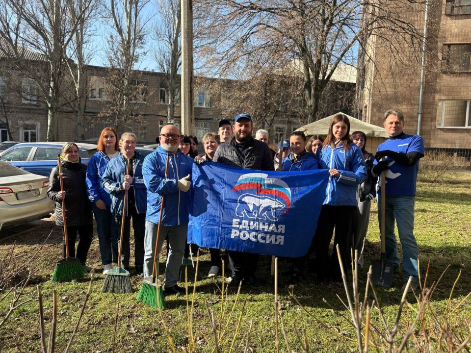 Акция «Чистый четверг» в Ленинском районе города Донецка!