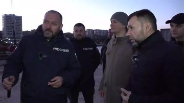 В Донецке на проспекте Ильича продолжается капитальный ремонт ключевого моста через реку Кальмиус