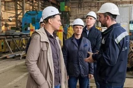 В Донецке возрождают завод высоковольтных опор