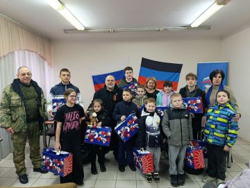 Валентин Левченко: В честь 59й годовщины Киевского района в управе Киевского внутригородского района Администрации городского округа Донецк состоялось особое мероприятие