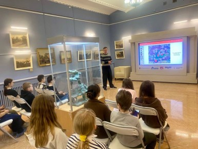 Ребята из семей ветеранов - защитников приняли участие в весеннем мастер-классе