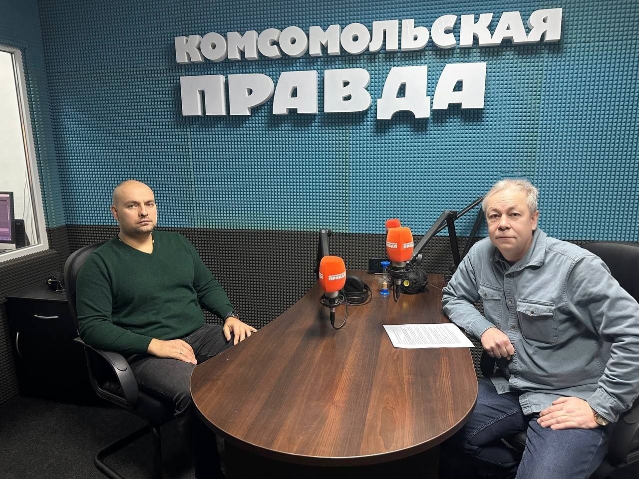 Эдуард Басурин: Сегодня воскресенье, и в 19:00, приглашаю вас на новый эфир авторской программы "Басурин отвечает!" на радио "Комсомольская правда-Новороссия"