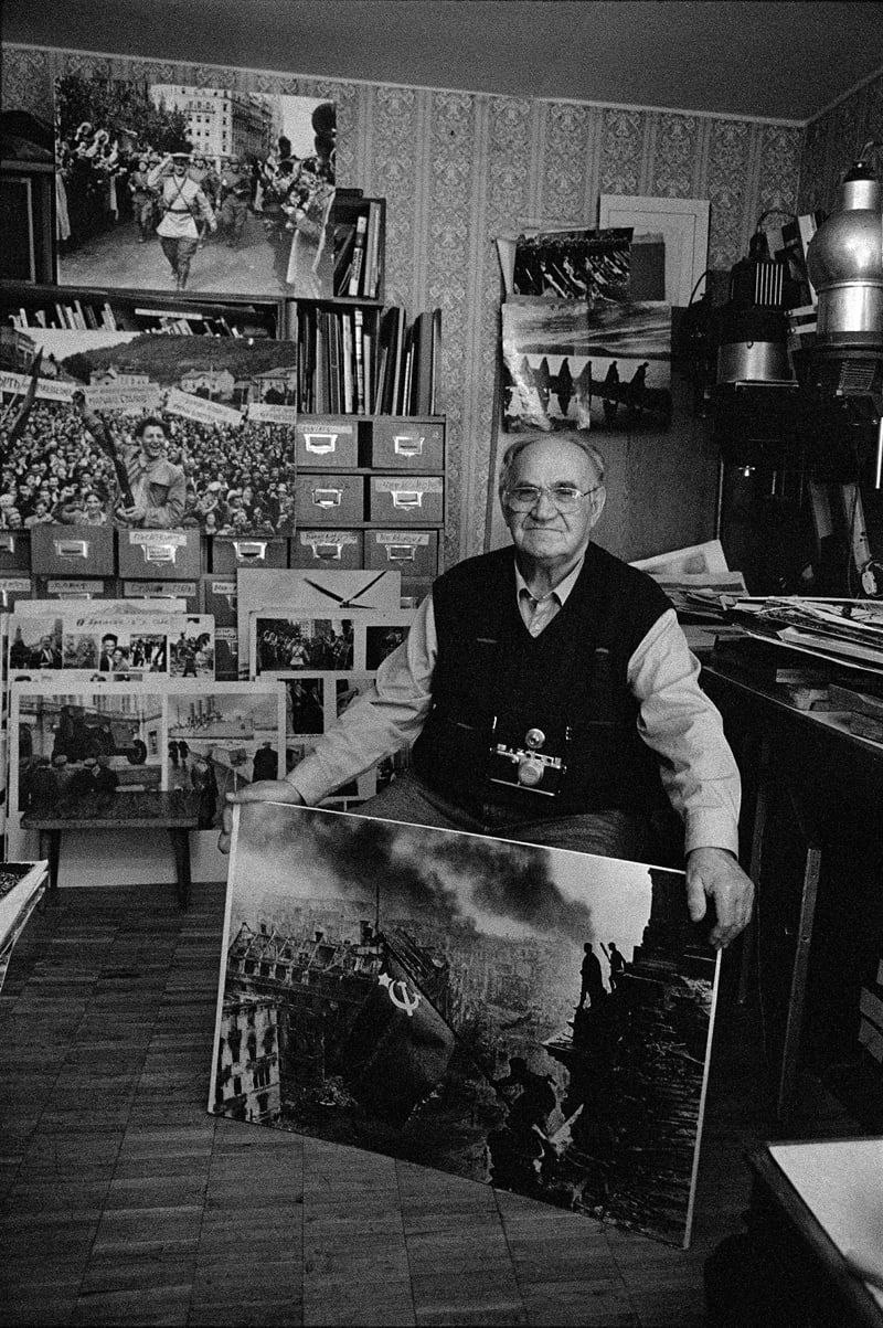 Денис Григорюк: 110 лет со дня рождения великого фотографа Победы, дончанина Евгения Халдея