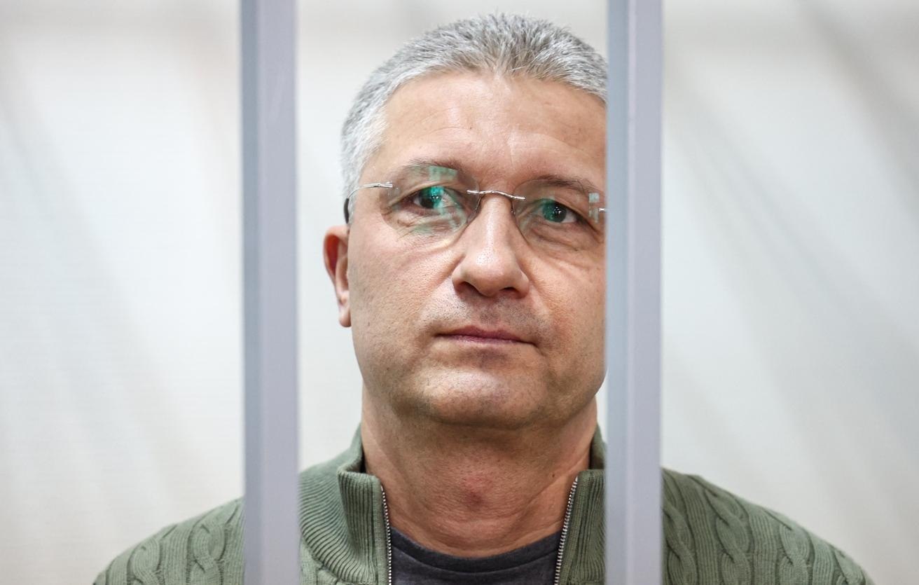 Судебные приставы начали взыскивать с бывшего замминистра обороны Тимура Иванова более 4 млрд рублей
