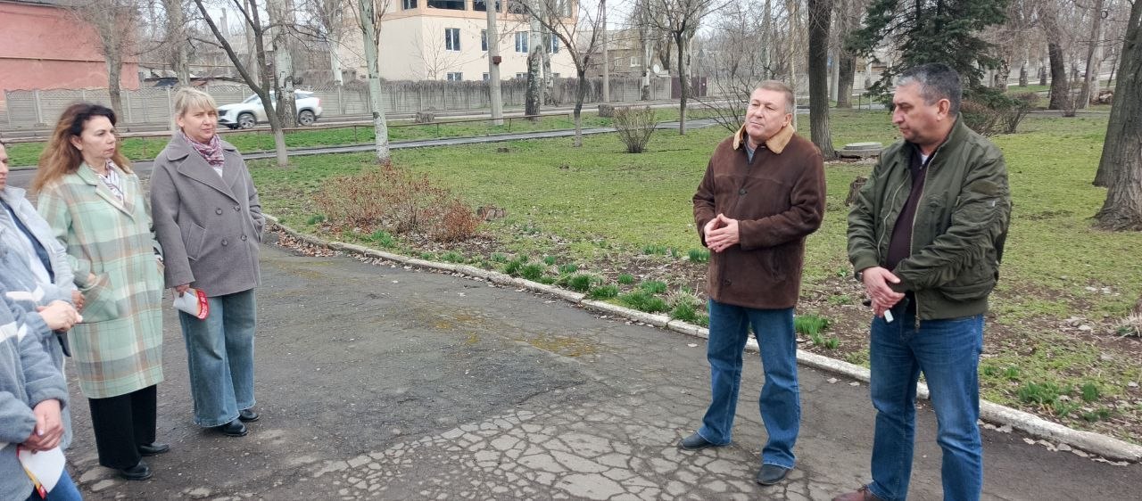 Сегодня, 25 марта 2026 года, в рамках проекта «Управдом», и. о. руководителя Управы Роман Гладких провел встречу жителями по адресу: ул. Кирова, 99