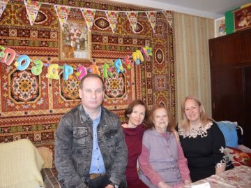 � ������ � 90-������ ������� ���������� �������� ����� ���������� ���������