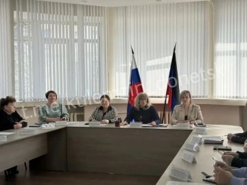 В Управе Ворошиловского района состоялось заседание межведомственной комиссии по поддержке ветеранов боевых действий