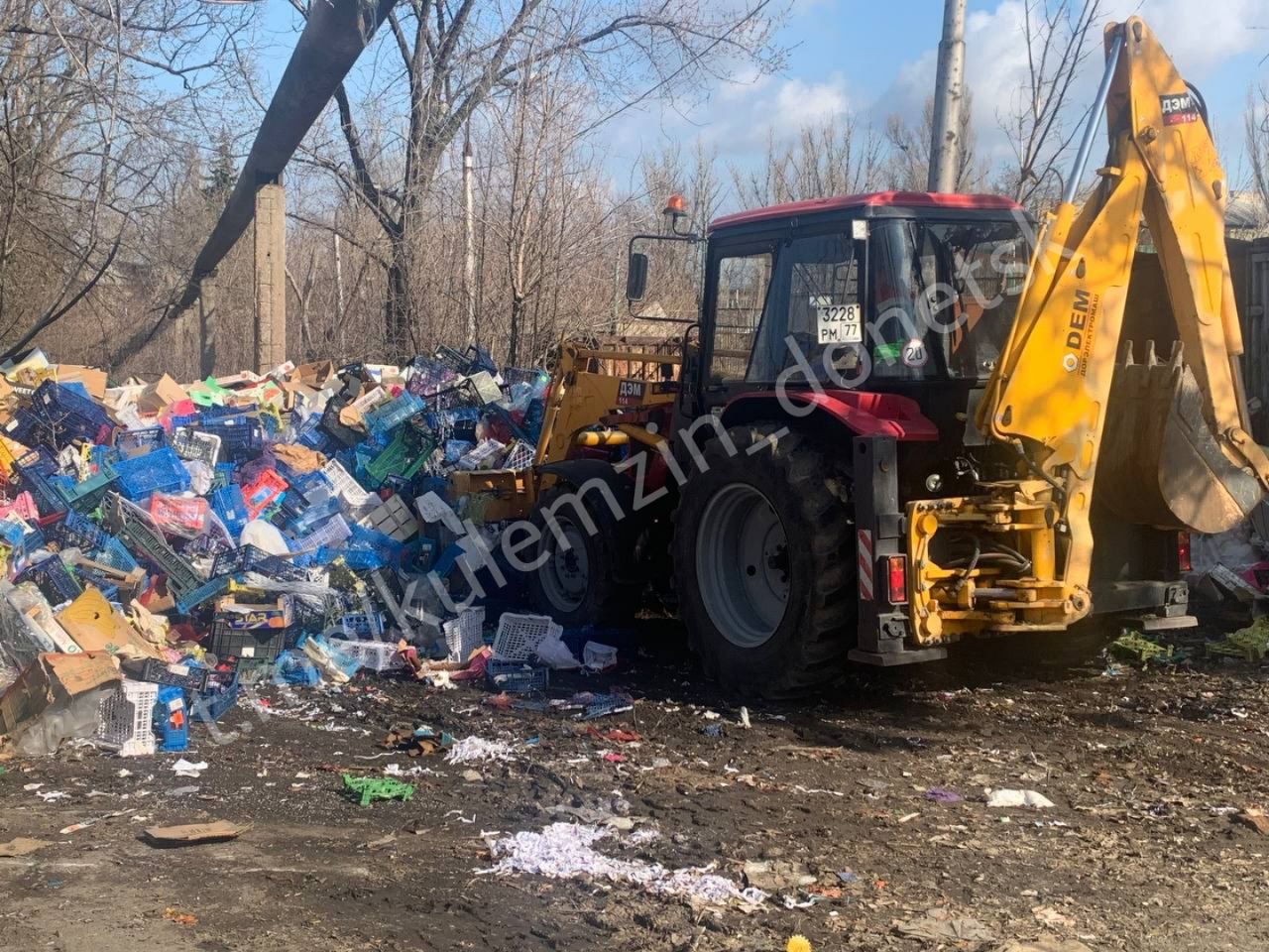 Алексей Кулемзин: Спасибо шефу-региону г. Москва за оказанную сегодня помощь в субботнике Донецка!