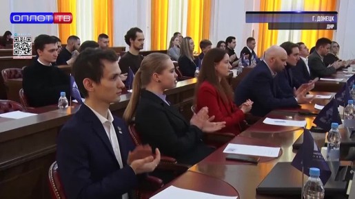 Полгода испытаний, реальная работа без скидок на возраст — и только потом главный документ