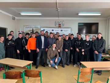 Запусти свой успех. В Донецкой академии транспорта Комитет по предпринимательству и экономической грамотности молодежи провел предпринимательскую игру «Включи свой успех»