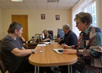 Иван Адамец: 30 марта первый заместитель руководителя управы Куйбышевского внутригородского района Алина Волкова провела прием граждан