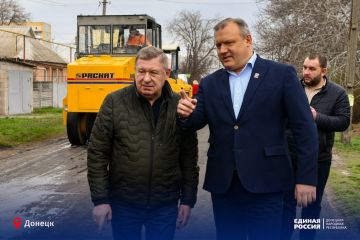 Дорожники продолжают плановые работы в столице ДНР