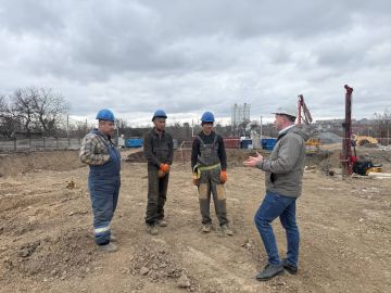 ������� ��������: � ������������� ��������������� ������ ������ ������� ������������ ������� � �����������-����������, ���������� � ���������� ��������� � ������� �� ���������� ��������� ����, � ����� ��� �������...