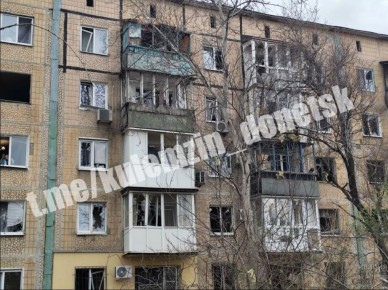 По предварительной информации, в результате обстрела укронацистов в Будённовском районе ранения получили три мирных жителя