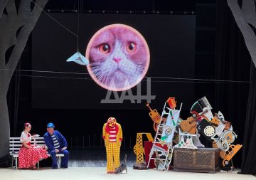 Театр кошек Куклачева впервые выступил с большой программой в Донецке 4 апреля