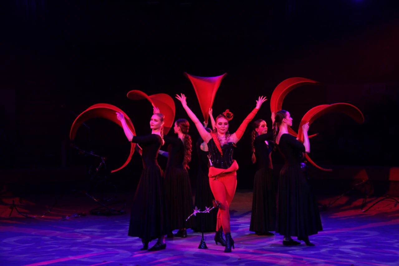 Звездочки «Вивата» покорили сердца Донецких зрителей