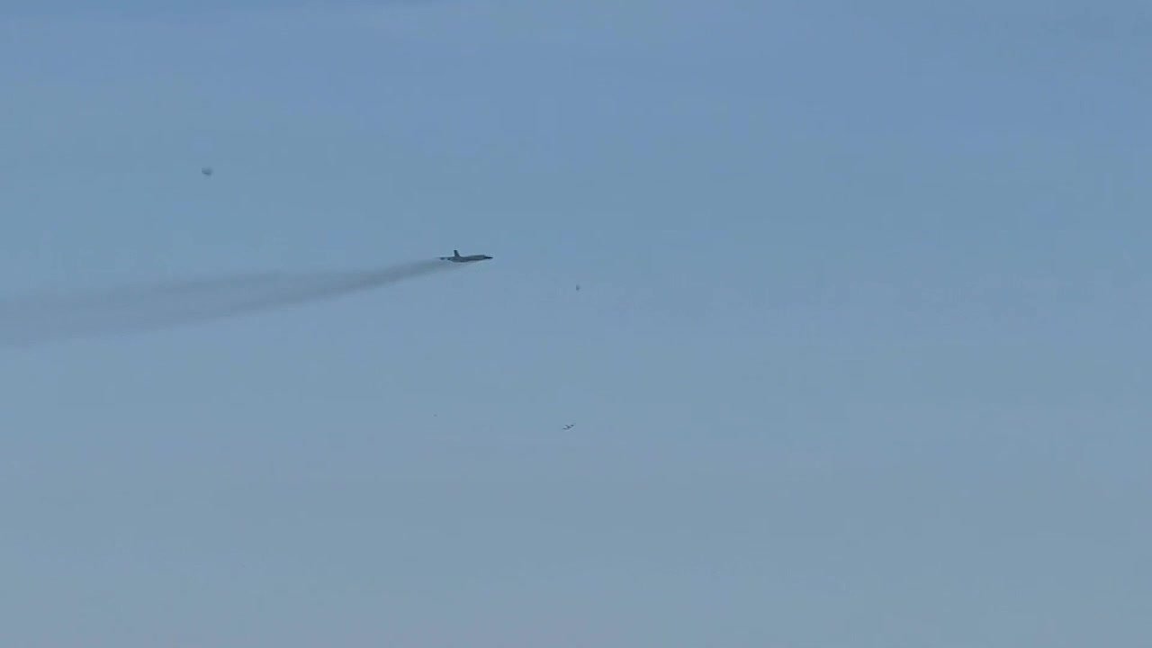 Американские B-52 вылетели в сторону Ирана с базы в Британии