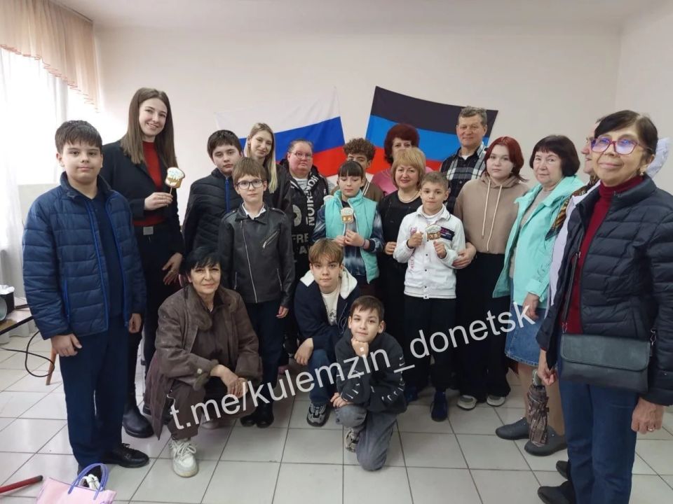 � �������� ������ ��� �����-����� � �����, �������� ������������� ��������� ���������� ���������� ����� � �������������� ������������� �. �. ������ ������� ������-����� �� ������� ��������, ������������ � ����������� �����
