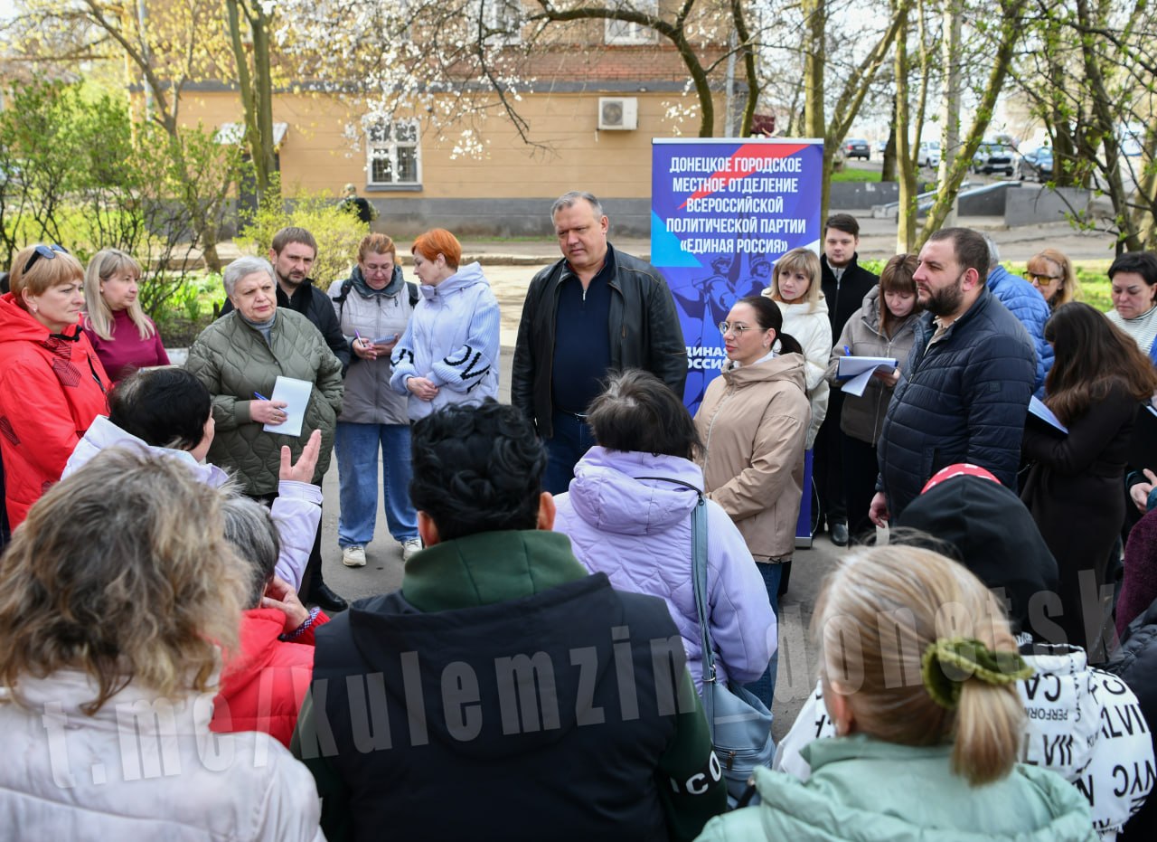 Алексей Кулемзин: Сегодня провел встречу с жителями Ленинского района, где обсудили ряд важных вопросов, касающихся благоустройства и ремонта