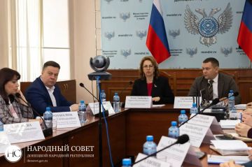 Константин Кузьмин: Обсудили организацию отдыха и оздоровления наших детей на предстоящее лето