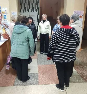 Сегодня, 9 апреля, в рамках проекта «Управдом ДНР» депутат Донецкого городского совета, член фракции Единой России Лилия Ошурко провела встречу с жителями на подведомственной территории Ворошиловского внутригородского района