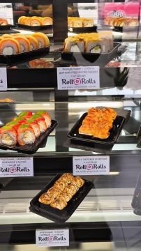 Друзья, напомним о нашей вкусной фишке - роллы-ассорти!