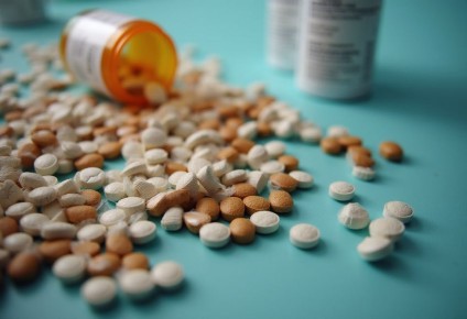 �������� ��������� �� ���� ������: � ����������� MAX ��������� ����� ����������� ������ ��� ������� ���