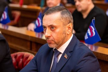 Парламентарии обсудили изменения бюджета региона