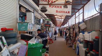 После 15 мая не работаете: предпринимателей донецкого «Аквилона» выгоняют в стиле 90-х