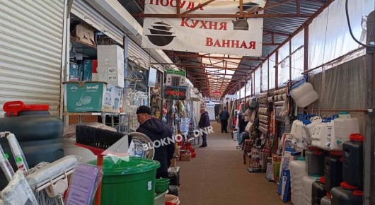 После 15 мая не работаете: предпринимателей донецкого «Аквилона» выгоняют в стиле 90-х