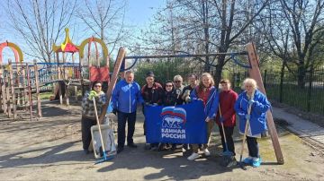 Валентин Левченко: В рамках партийного проекта «Городская среда» Единой России продолжается акция «Чистый четверг»