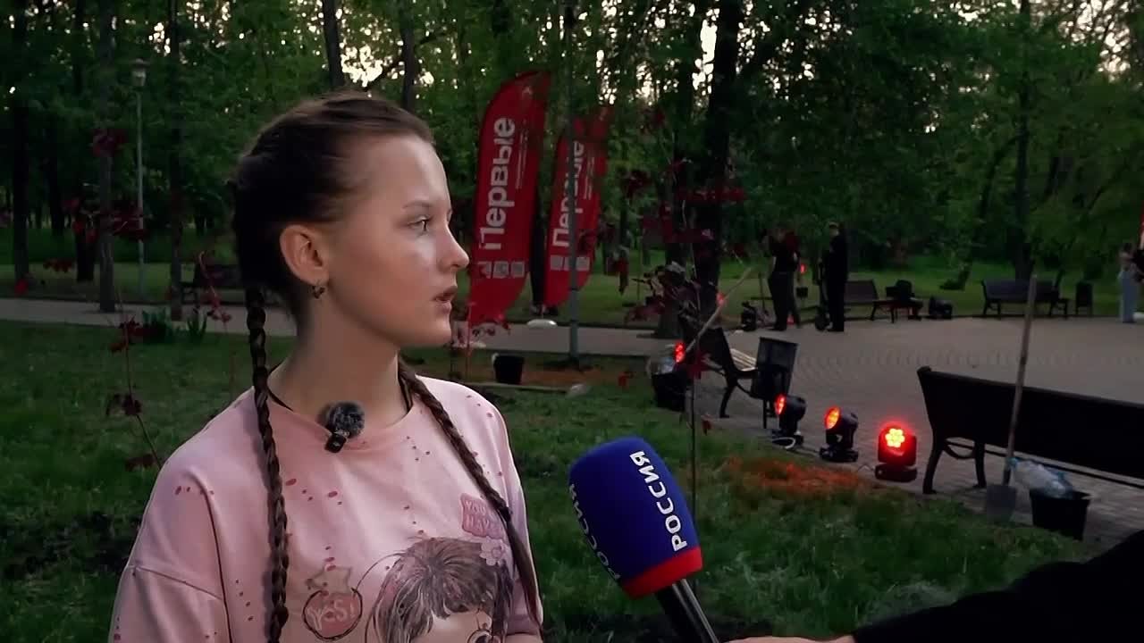 В Донецке стартовал проект «Красный клен» в память о погибших мирных жителях