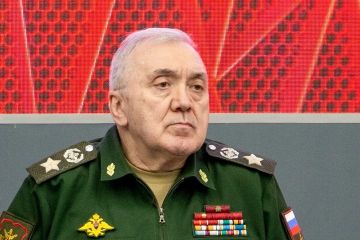 С бывшего первого замминистра обороны Руслана Цаликова, который курировал стройку, медицину и пиар, взыскивают еще 5,5 млрд рублей