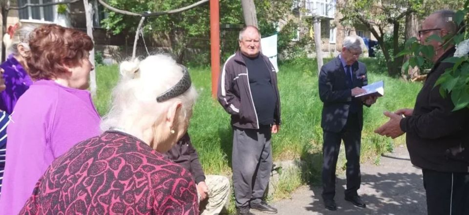Александр Мальков встретился с жителями Пролетарского района Донецка для решения насущных вопросов