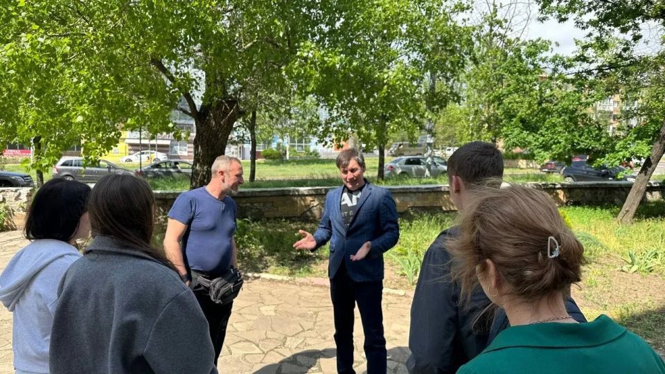 Наталья Бегуненко: По поручению Главы ДНР Дениса Пушилина в Петровском районе продолжаются встречи с населением