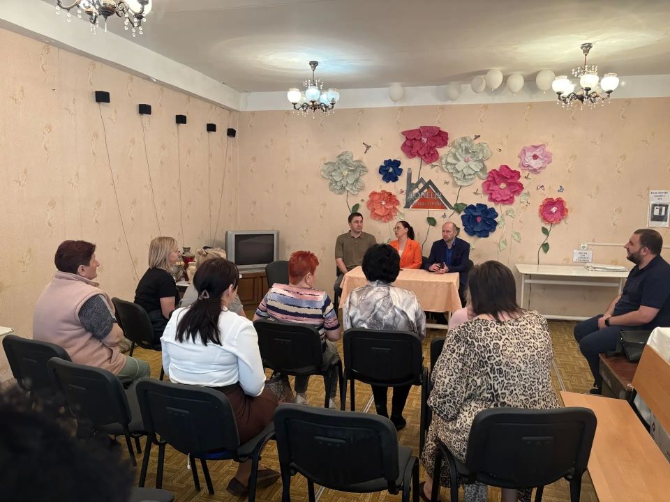 Встречи с трудовым коллективом в Ленинском районе города Донецка продолжаются