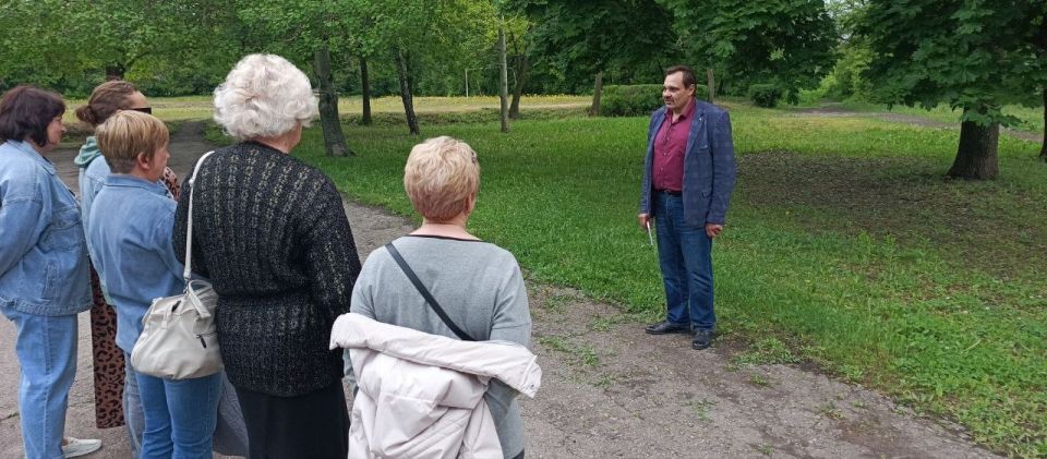 Сегодня, 20 мая 2026 года, в рамках проектов «Управдом» и "Школа ЖКХ", заместитель руководителя Управы Александр Дёмин провел встречу с жителями Кировского района