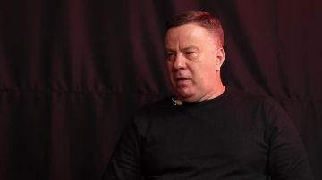 Осенью 2024 года Народный Совет ДНР возглавил комбат «Шахтерской дивизии» Константин Кузьмин