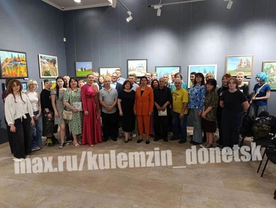 В художественном музее «Арт-Донбасс» открылась выставка работ участников XV международного академического пленэра, посвященного 300-летию Воронежской губернии, в рамках сотрудничества «Содружество Донбасс»