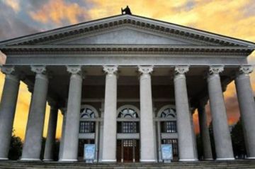 В Донецкой муздраме приглашенные режиссеры готовят еще две премьеры