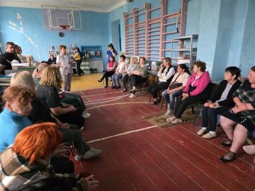 Депутат Татьяна Давыдова встретилась с жителями Осыково: безопасность, медицина и предстоящие выборы